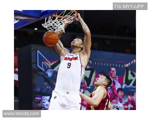 武汉排球队以82分领跑全国锦标赛积分榜展现强劲实力